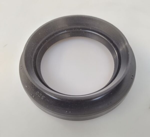 Rear Transfer Box Rear Output Oil Seal