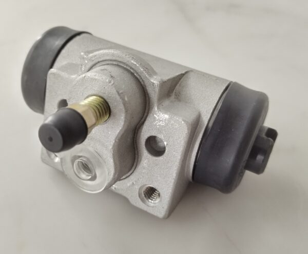 Rear Wheel Cylinder R/H or L/H